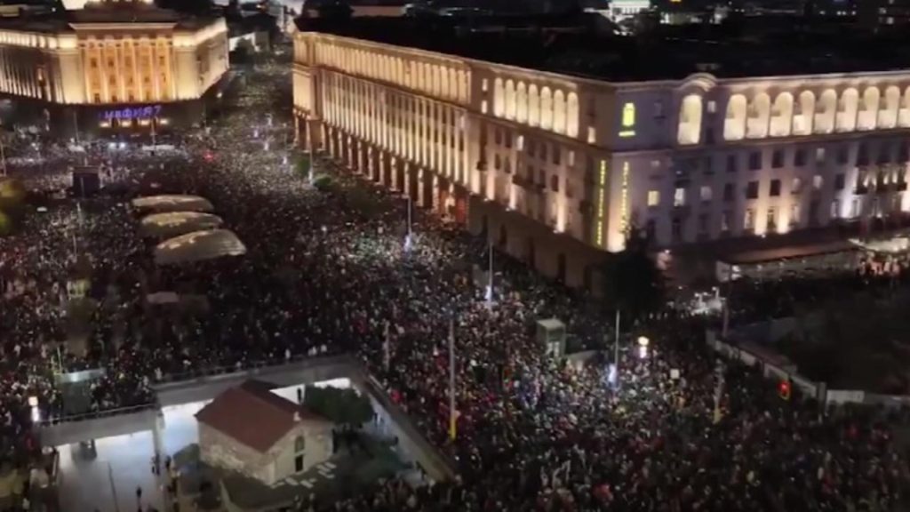 Haos în Bulgaria, după trecerea la euro. Sofia va organiza alegeri anticipate, niciun partid nu mai vrea să guverneze