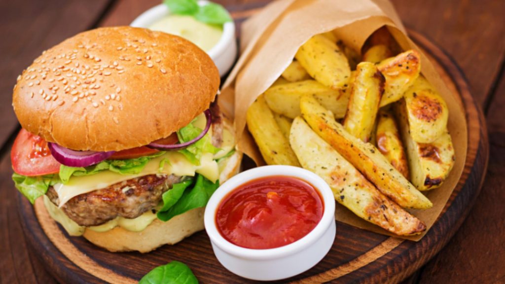 Presa din Ungaria se laudă că un lanț de fast-food maghiar va domina România. „Acoperire națională în câțiva ani”