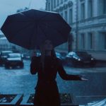 Luni, 19 ianuarie: Blue Monday, considerată cea mai tristă zi din 2026. Ce cărți vă pot schimba starea de spirit
