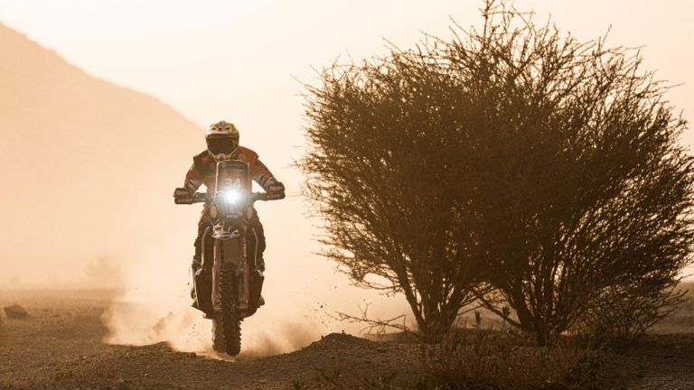 Dakar 2026. România debutează cu dreptul la cea mai dificilă competiție de anduranță din lume