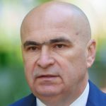Ilie Bolojan i-a trimis pe români la muncă, dar el și-a făcut punte pe ascuns cu weekend-ul: „E în concediu legal”