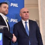 Ciprian Ciucu, în dilemă. Nu știe cum să împartă suma infimă primită de la Bolojan pentru Primăria Capitalei