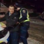 Un primar din Vaslui, reținut de Poliție, după ce a fost prins băut la volan. Edilul a intrat cu mașina într-un șanț - VIDEO