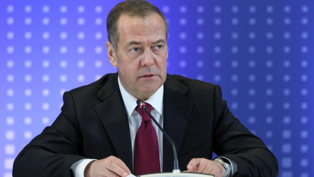 Medvedev scrie thrillere politice. Cancelarul Merz, distribuit fără să știe într-un scenariu de răpire