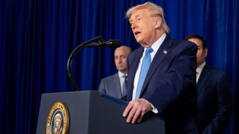 Trump schimbă din nou macazul: „Nu sunt foarte încântat de Putin. Omoară prea mulți oameni”