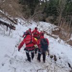 Operațiune de salvare extremă în Maramureș. La minus 20 de grade și zăpade de un metru, un cetățean ucrainean a fost salvat din munți de salvamontiști