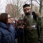 Românii vor să depună plângere împotriva anulării alegerilor. Cum au fost ținuți în fața DIICOT