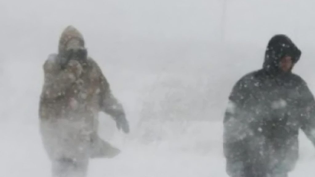 Ger, viscol și ninsori în România. Șefa ANM anunță care sunt zonele unde temperaturile scad până la -15 grade