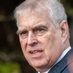 Căderea în dizgrație a prințului Andrew: De la lux la modestie și implicațiile pentru familia regală britanică