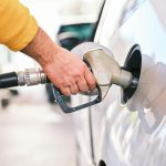Impactul Crizei Globale Asupra Industriei de Carburanți: Cum Supraviețuiesc Patronii de Benzinării în Timpuri Difficile