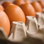 Ghid complet: Cum să identifici ouăle stricate și să asiguri siguranța alimentară în bucătărie