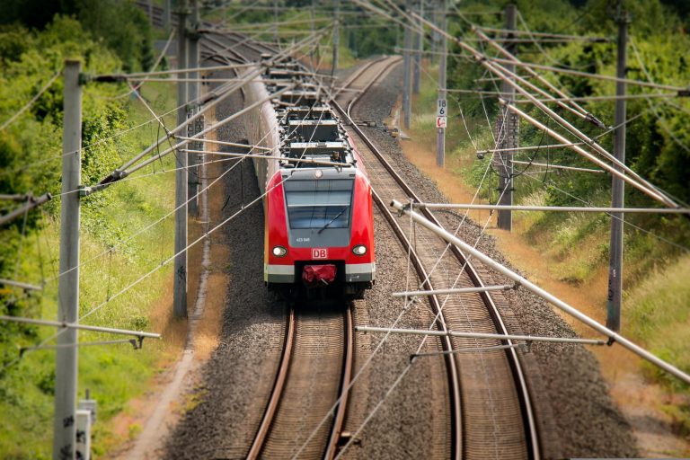 Tragedia feroviară de Paște: O analiză profundă a accidentului din Valu lu Traian
