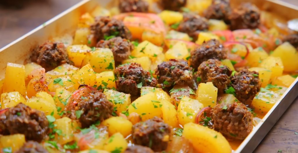 Chiftele Grecești: O Călătorie Culinară în A Treia Zi de Paște
