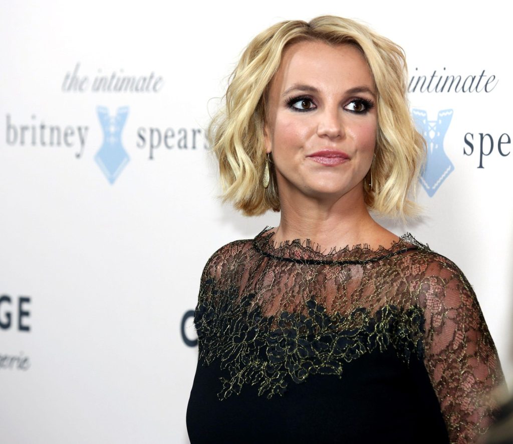 Britney Spears: O Decizie Crucială în Fața Problemelor cu Legea și Lupta cu Demonii Interiori