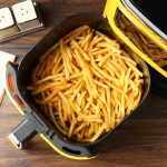 Secretul Cartofilor Perfecți la Air Fryer: Cum Amidonul de Porumb Transformă Prepararea Acestora