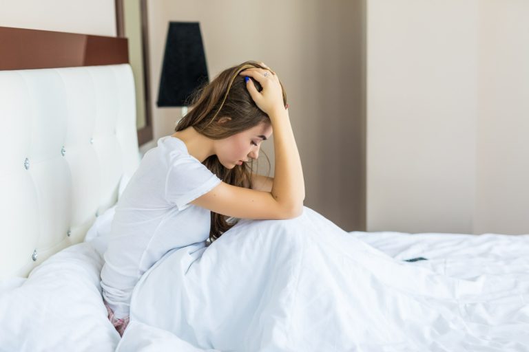 Semnele din timpul somnului: Ce indicii ne oferă despre sănătatea noastră mentală și fizică?