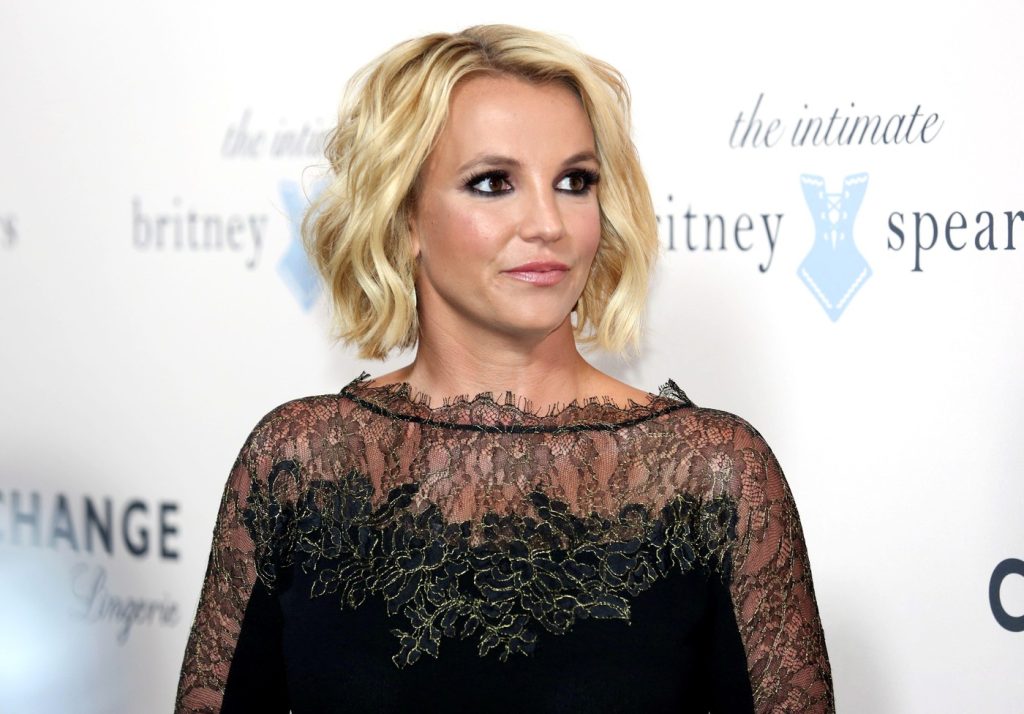 Britney Spears: O Biografie Marcata de Lupta cu Substanțele Interzise și Impactul Asupra Vieții Sale