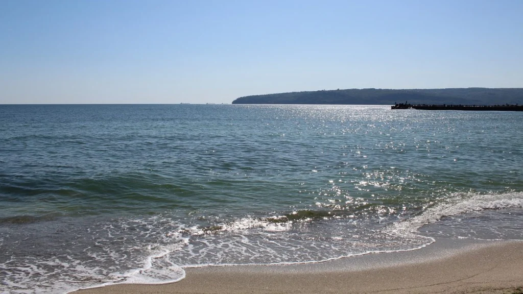 Costurile Vacanțelor de 1 Mai 2026 pe Litoralul Românesc: O Analiză Detaliată a Prețurilor și Tendințelor Turistice