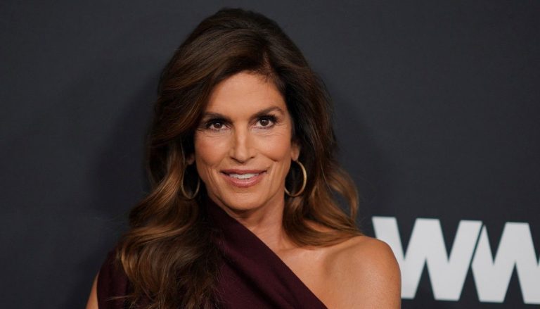 Cindy Crawford la 60 de Ani: Secretul Dietei și Stilului de Viață Care O Menține În Formă
