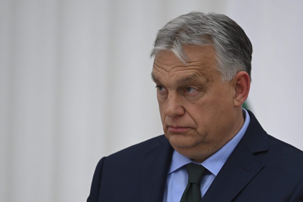 Viktor Orban și Despărțirea de Uniunea Europeană: O Analiză a Deciziilor și Implicațiilor Politice