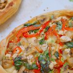 Pide: O Călătorie Culinară în Inima Mediteranei prin Pizza Turcească