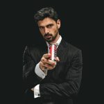 Michele Morrone în România: O privire detaliată asupra evenimentului HELL și impactul său cultural și comercial