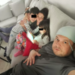 Mihai Bobonete și Casa sa Minimalistă: O Privire Detaliată Asupra Stilului de Viață al Unei Familii Moderne