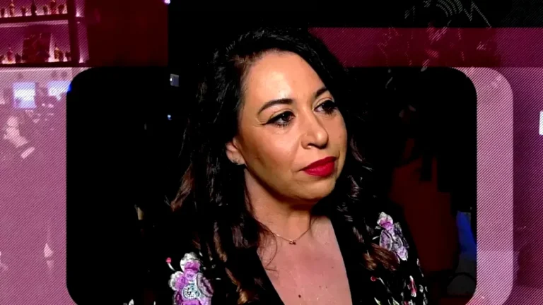 Oana Roman: Provocările Sănătății în Contextul Vieții Publice și Impactul Asupra Fandomului