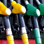 Scăderea Prețurilor Carburanților în România: O Analiză Detaliată a Impactului și Implicațiilor Economice