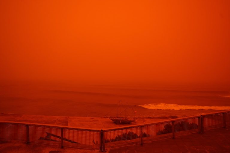 Furtuna de Nisip în Creta: O Privire Asupra Implicațiilor și Fenomenului Meteorologic