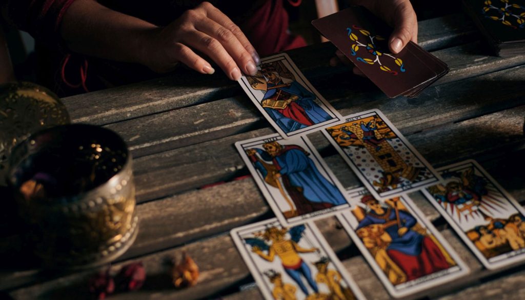 Magicianul Inversat: O Privire Detaliată asupra Schimbărilor și Iluziilor din Viața Noastră