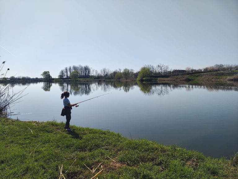 De Florii pe Balta Creața 1: O Experiență de Pescuit Plină de Surprize și Lecții