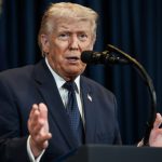 Refuzul lui Donald Trump de a participa la Summitul B9: Implicații și Perspective