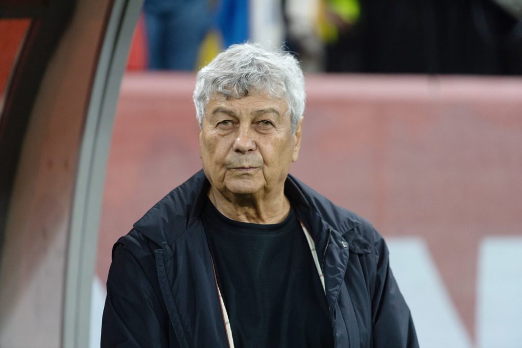 Omagiu adus lui Mircea Lucescu: Impactul și Moștenirea unui Legendă a Fotbalului European