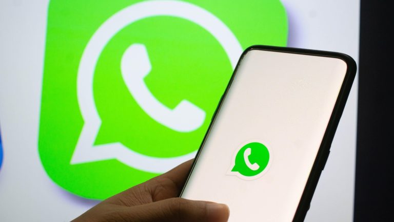 WhatsApp Plus: O Analiză Detaliată a Noului Abonament Premium și Impactul său Asupra Utilizatorilor