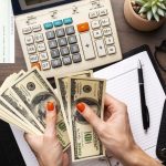 Profituri Record în Sectorul Bancar din România: Analiza Performanțelor și Implicațiilor Economice