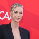 Tragedia din copilăria lui Charlize Theron: O poveste de violență și supraviețuire