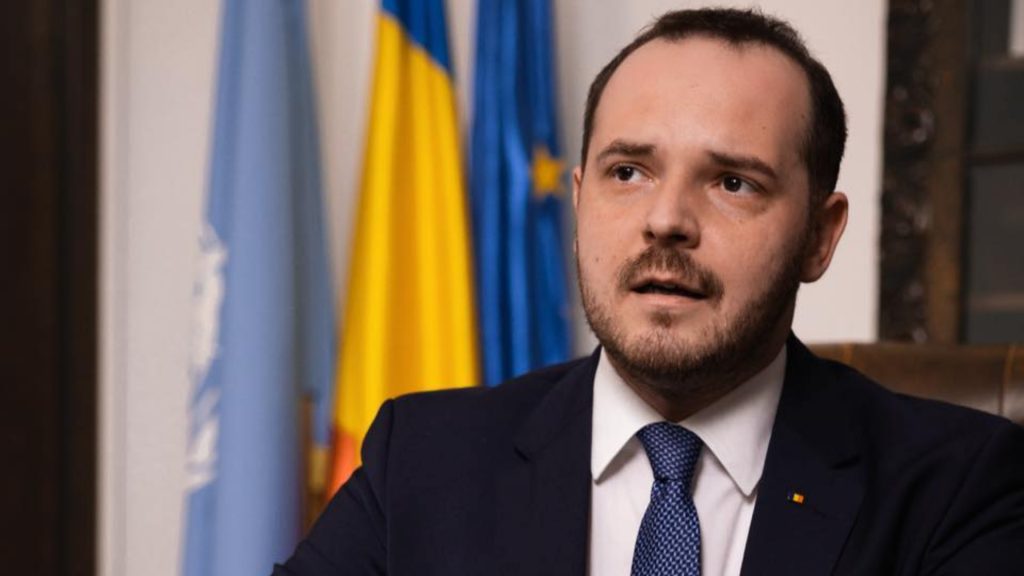 Importanța plății primei zile de concediu medical: O analiză a noilor reglementări din România