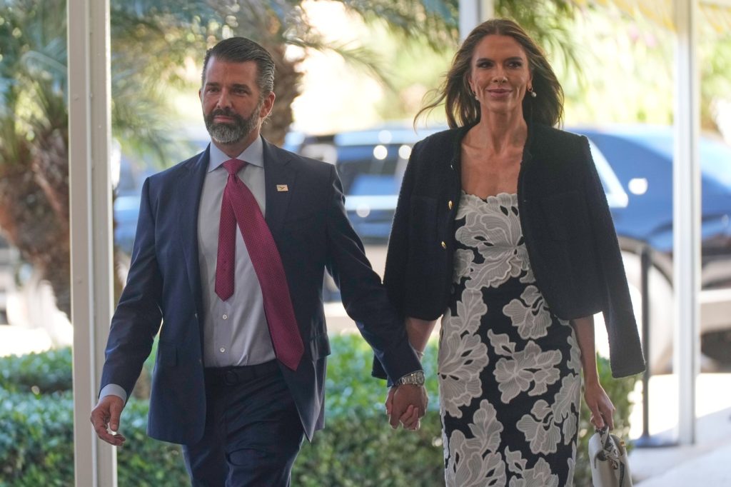 Nunta lui Donald Trump Jr. și Bettina Anderson: Între planuri de căsătorie și controverse publice
