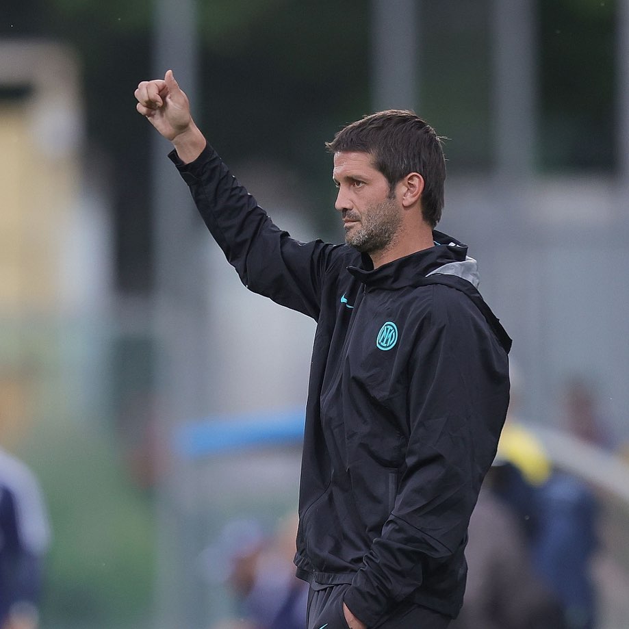 Cristi Chivu și Inter Milano: O Poveste de Succes în Fotbalul European