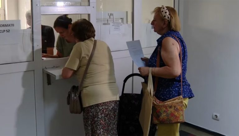 Modificări în Plata Pensiei: 500 Lei în Plus pentru Pensionarii din România în Mai 2026
