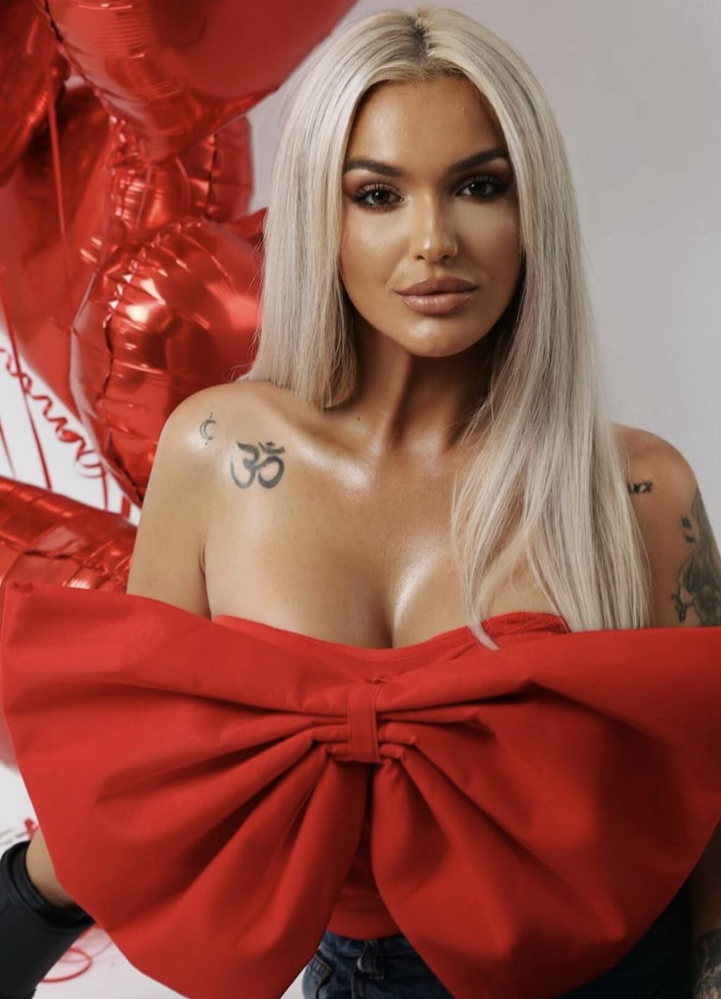 Ella Vișan și Ema Oprișan: O Analiză a Rivalității și Dinamicii Relațiilor în Era Reality Show-urilor