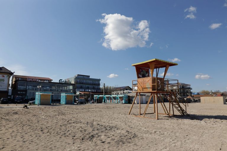 Costurile parcării în Vama Veche de 1 Mai: O analiză detaliată a impactului turismului pe litoral