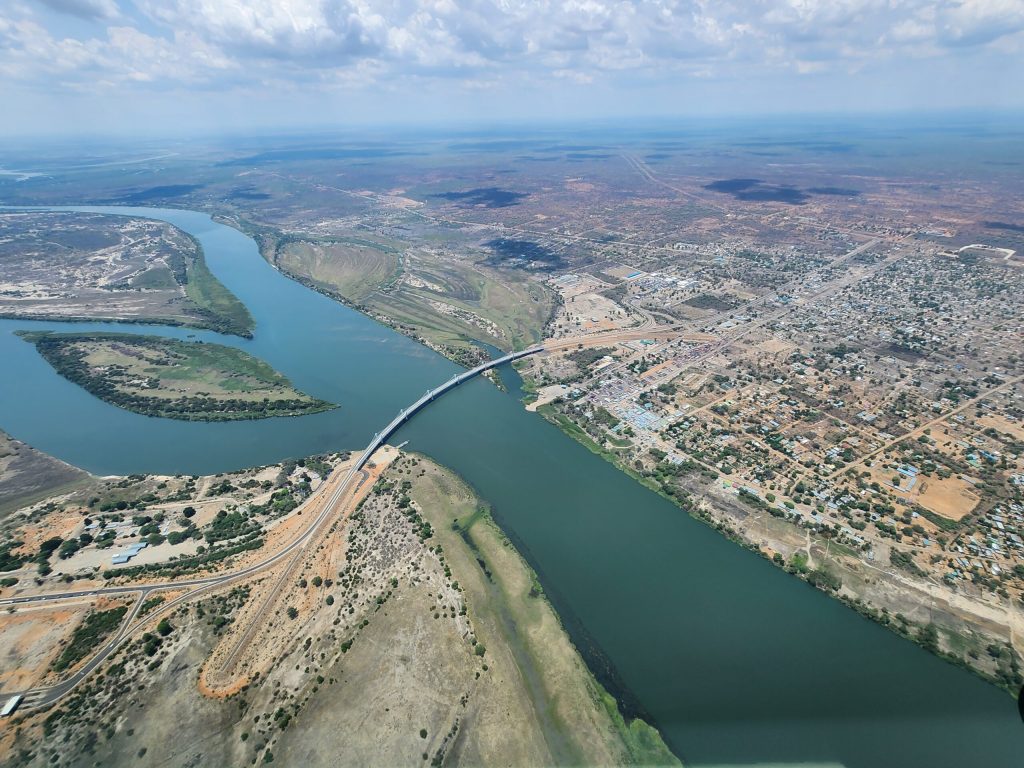 Podul Kazungula: O Minune Inginerescă și Turistică pe Răscrucea a Patru Țări