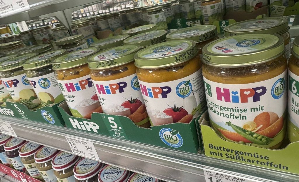 Controversa alimentelor pentru copii: Arestarea suspectului în cazul otravii din borcanele HiPP și implicațiile acestei situații alarmante