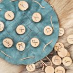 Pericolele Generozității: Analiza Horoscopului Rune pentru 5 Mai 2026