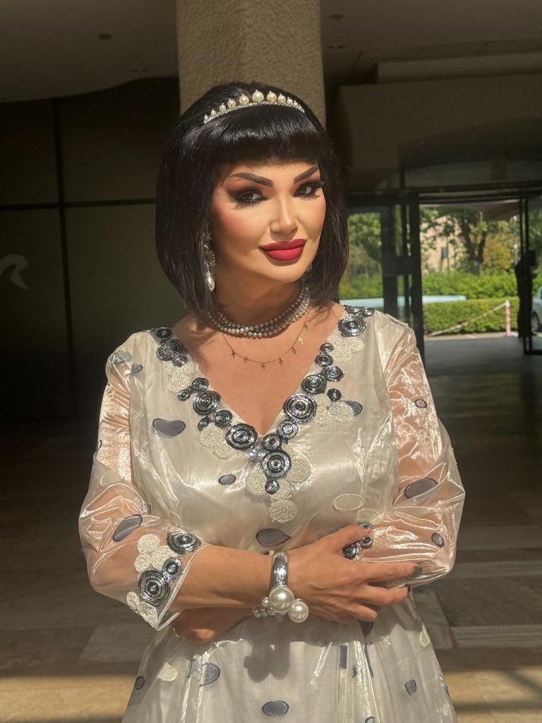 Povestea Frumuseții la 56 de Ani: Cum Ozana Barabancea Își Menține Aspectul Impecabil