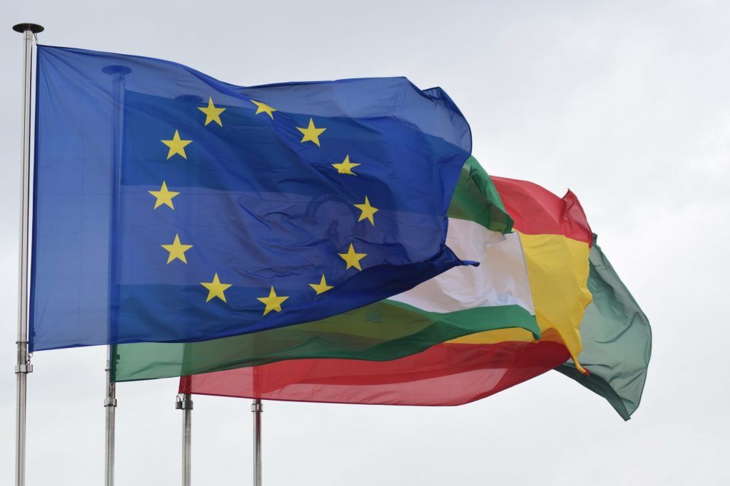 Ziua Europei: O privire detaliată asupra istoriei Uniunii Europene și a parcursului României către integrarea europeană