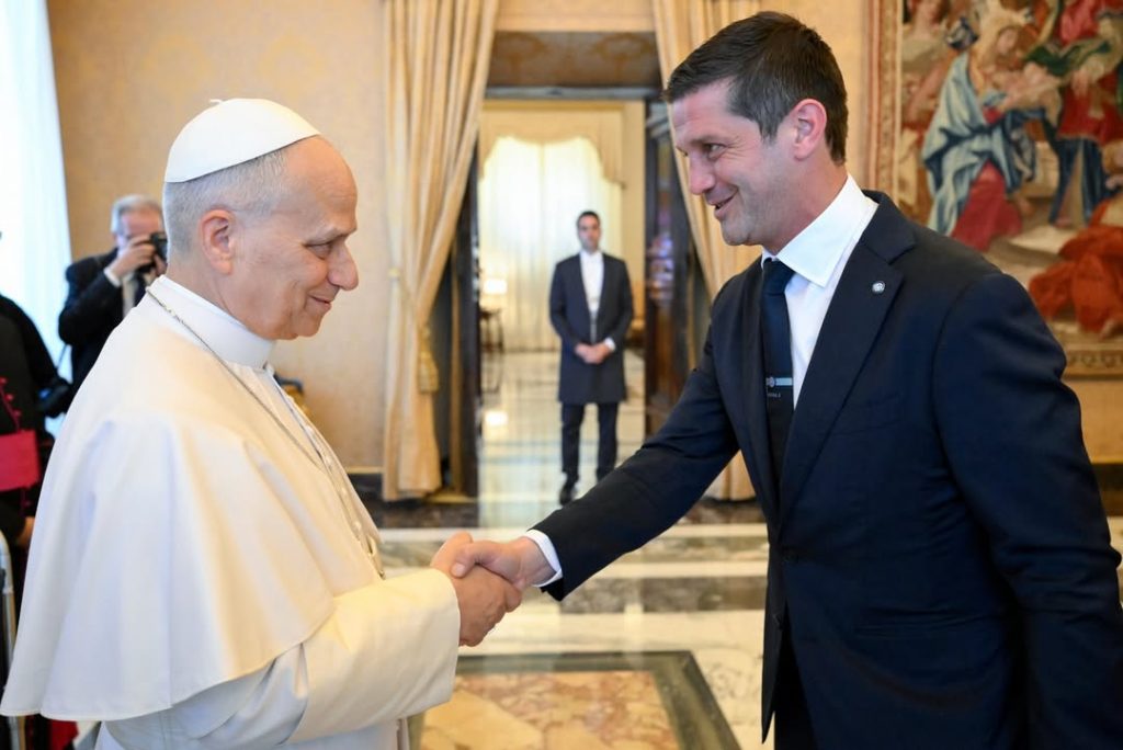Cristian Chivu și Impactul Echipei Inter Milano: O Audiență Memorabilă la Vatican