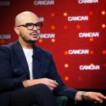 Puterea Apelor: Analiza Fenomenului Energetic și Spiritual prin Viziunea lui Andrei Diaconu